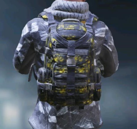 Backpack Worn Yellow, Uncommon camo in Call of Duty Mobile