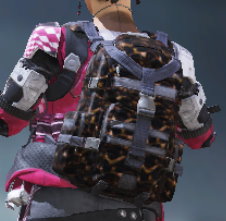 Backpack Graceful Gold, Uncommon camo in Call of Duty Mobile