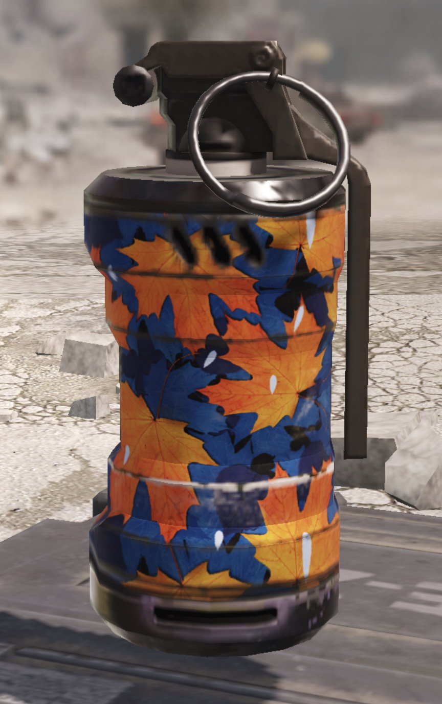 Smoke Grenade Maple Leaves, Uncommon camo in Call of Duty Mobile