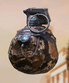 Sticky Grenade Desert Snake, Uncommon camo in Call of Duty Mobile